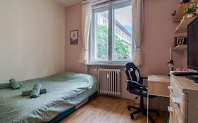The Top Spot - Cute Little Studio In The Center